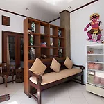 Zen Rooms Kartika Plaza 2